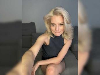 -Molly- bongacams stream image, 04.05.2025 13:10