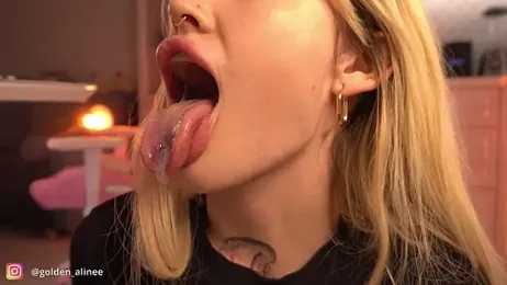 Golden_Aline stripchat stream image, 07.02.2025 18:00