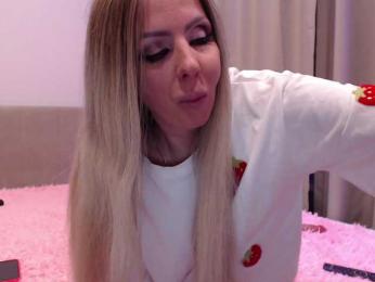 blondalina bongacams stream image