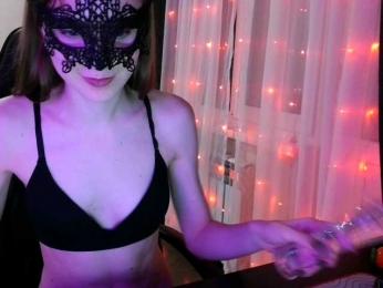 AlicaShine bongacams stream image, 11.05.2025 17:40
