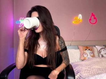 Oops_kiraa bongacams stream image, 11.05.2025 17:10