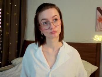 minnietammy chaturbate stream image, 16.05.2025 01:00