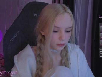 fymryn bongacams stream image