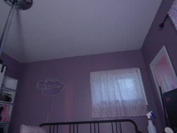 aynmarie chaturbate stream image, 18.05.2025 22:20